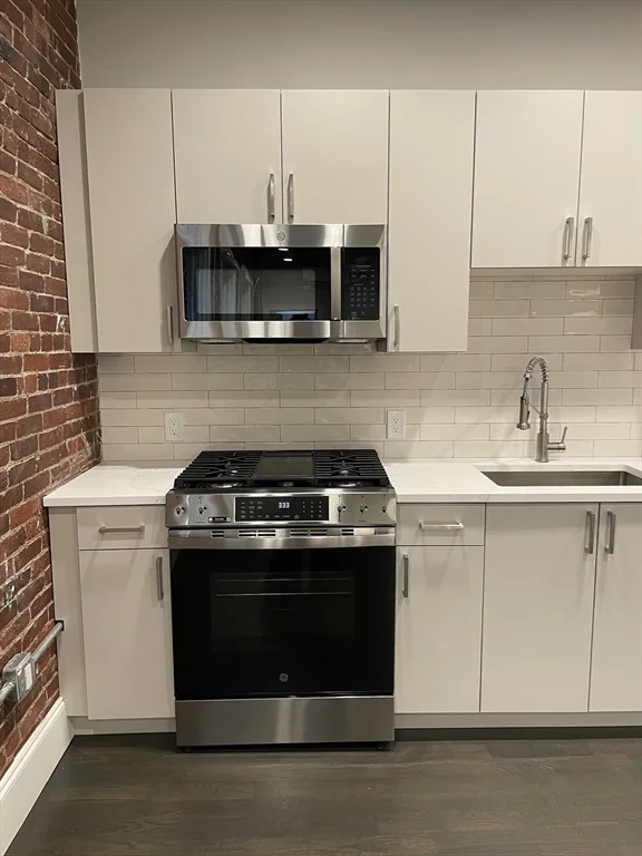 281 Franklin St, Downtown