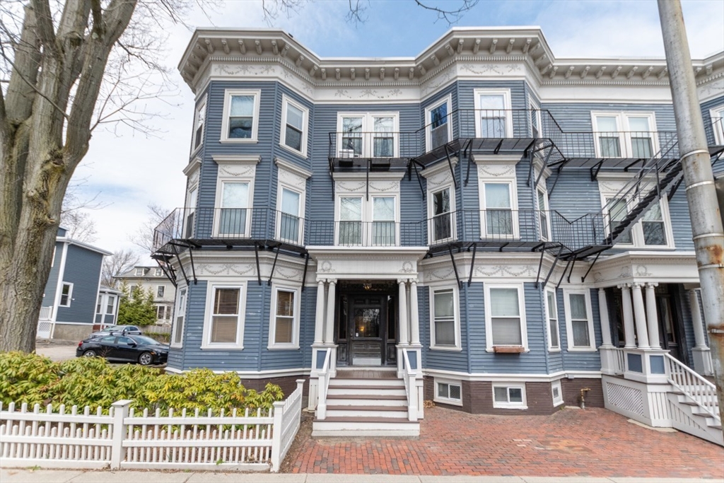 375 Broadway, Mid Cambridge