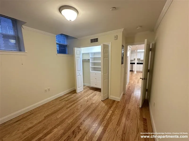 18 Chauncy St, Neighborhood Nine