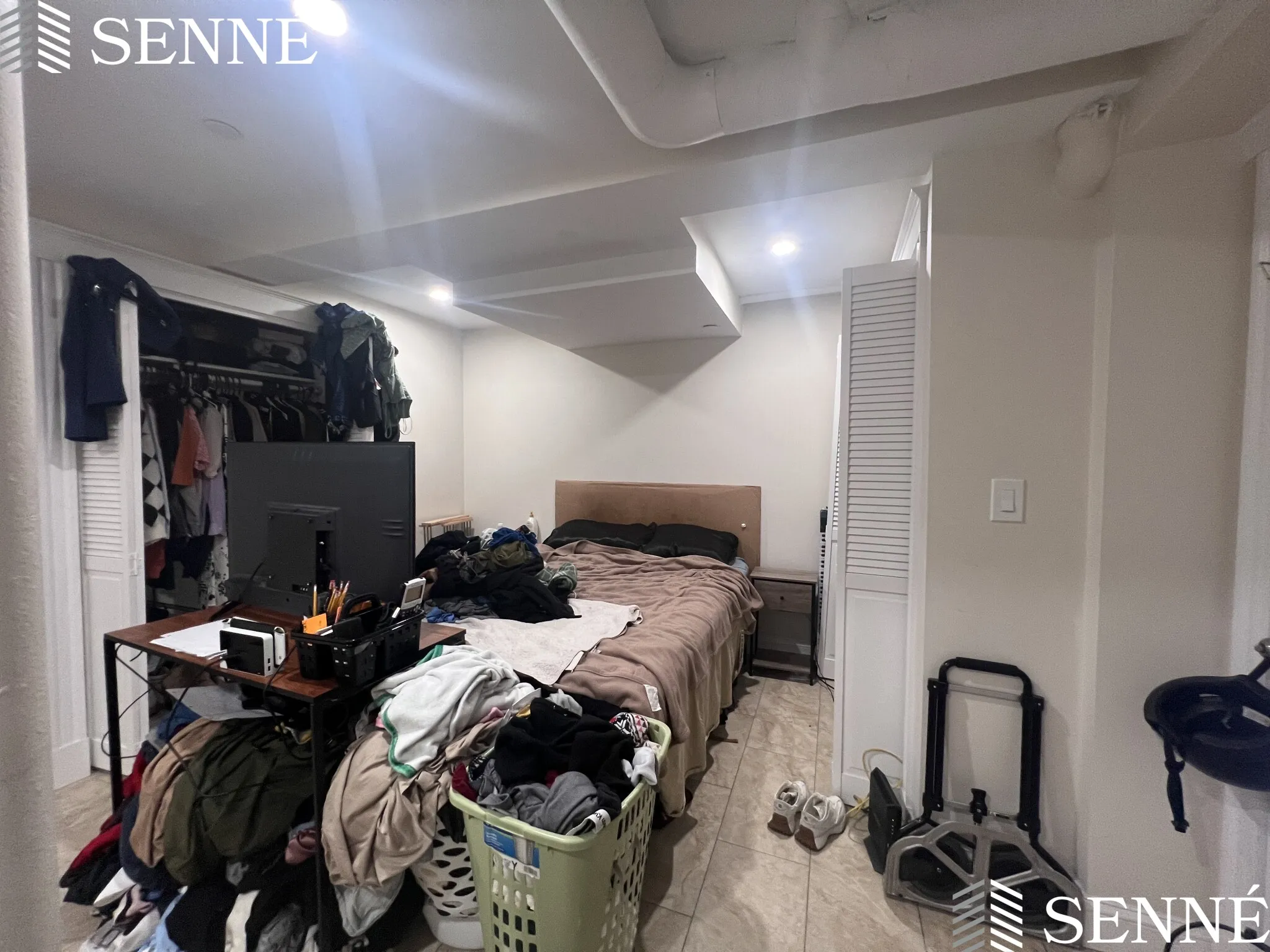 3 Linnaean St, Neighborhood Nine