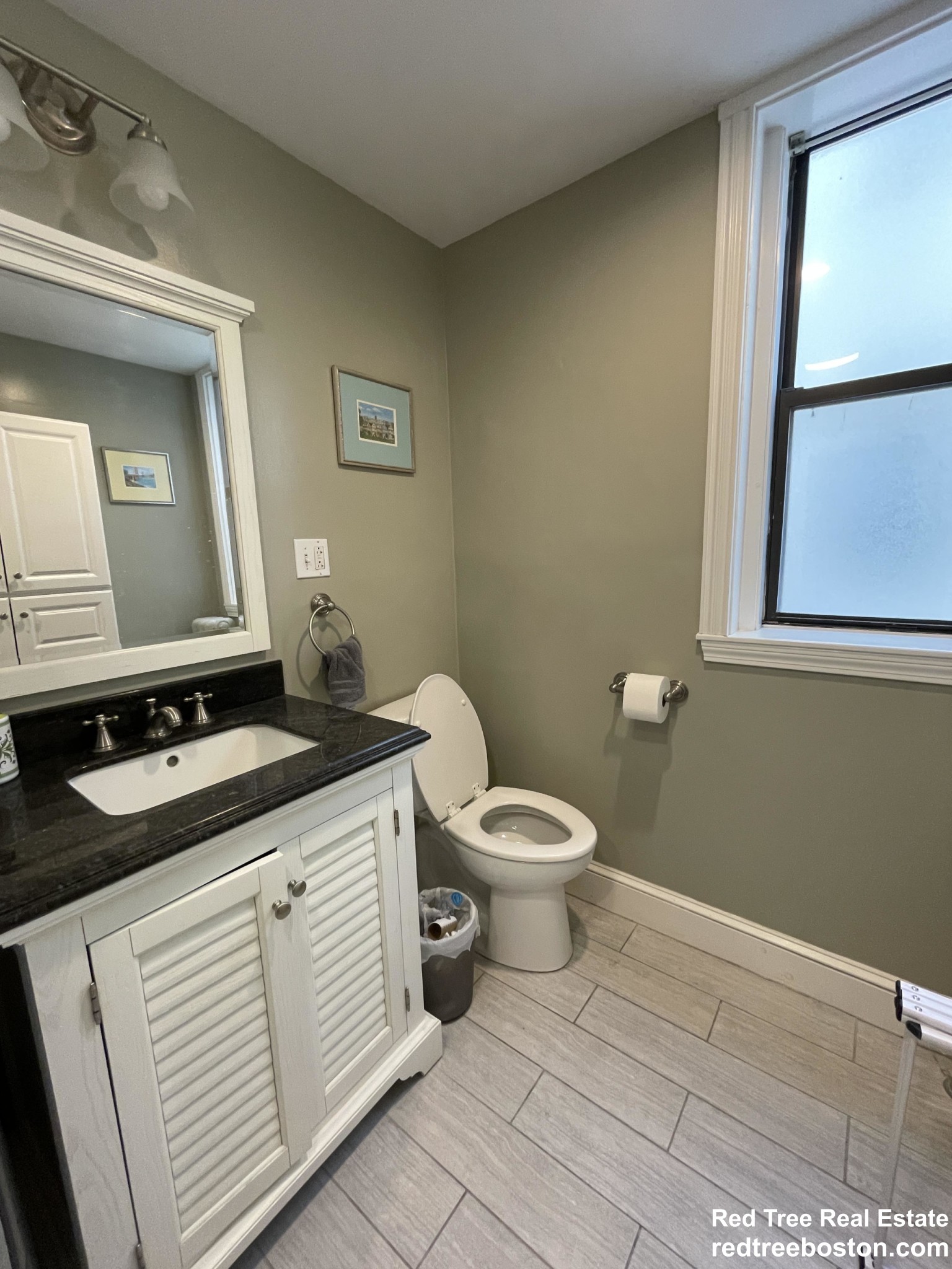 1038 Beacon St, Brookline