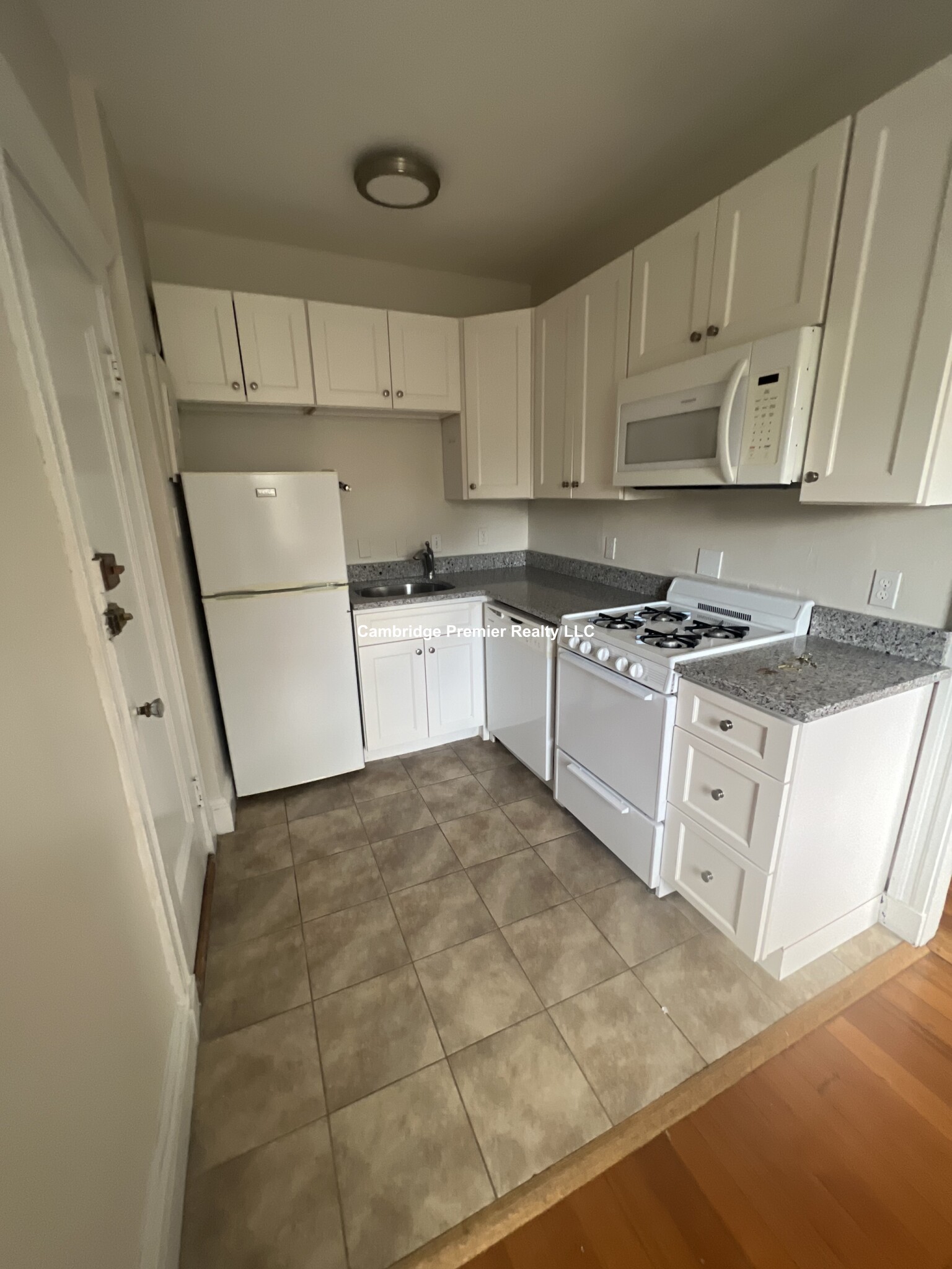 30 Langdon St, Neighborhood Nine