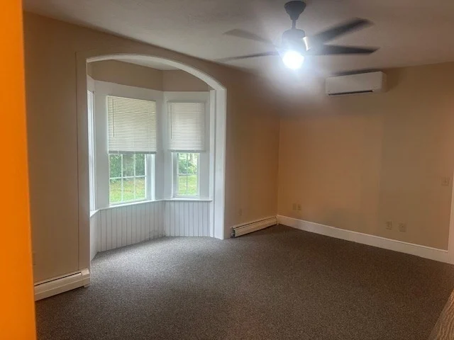 38 Reservoir, Holden