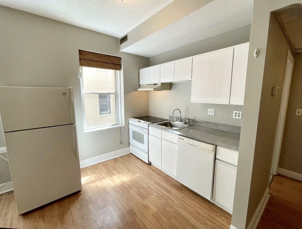 1419 Commonwealth Ave, Allston