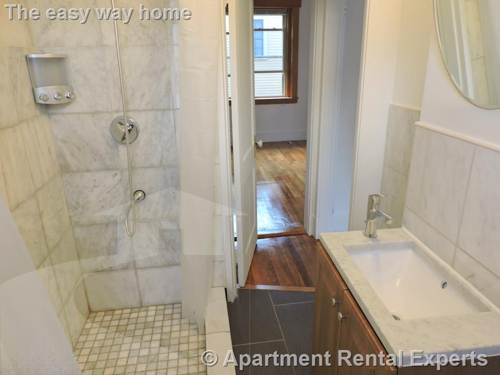 524 Putnam Ave, Cambridgeport