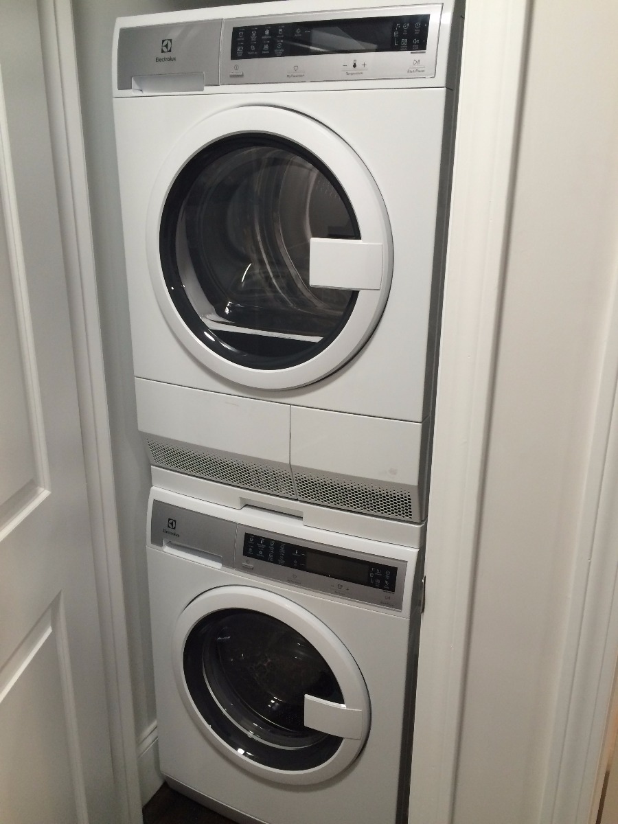 24 Clearway St, Back Bay