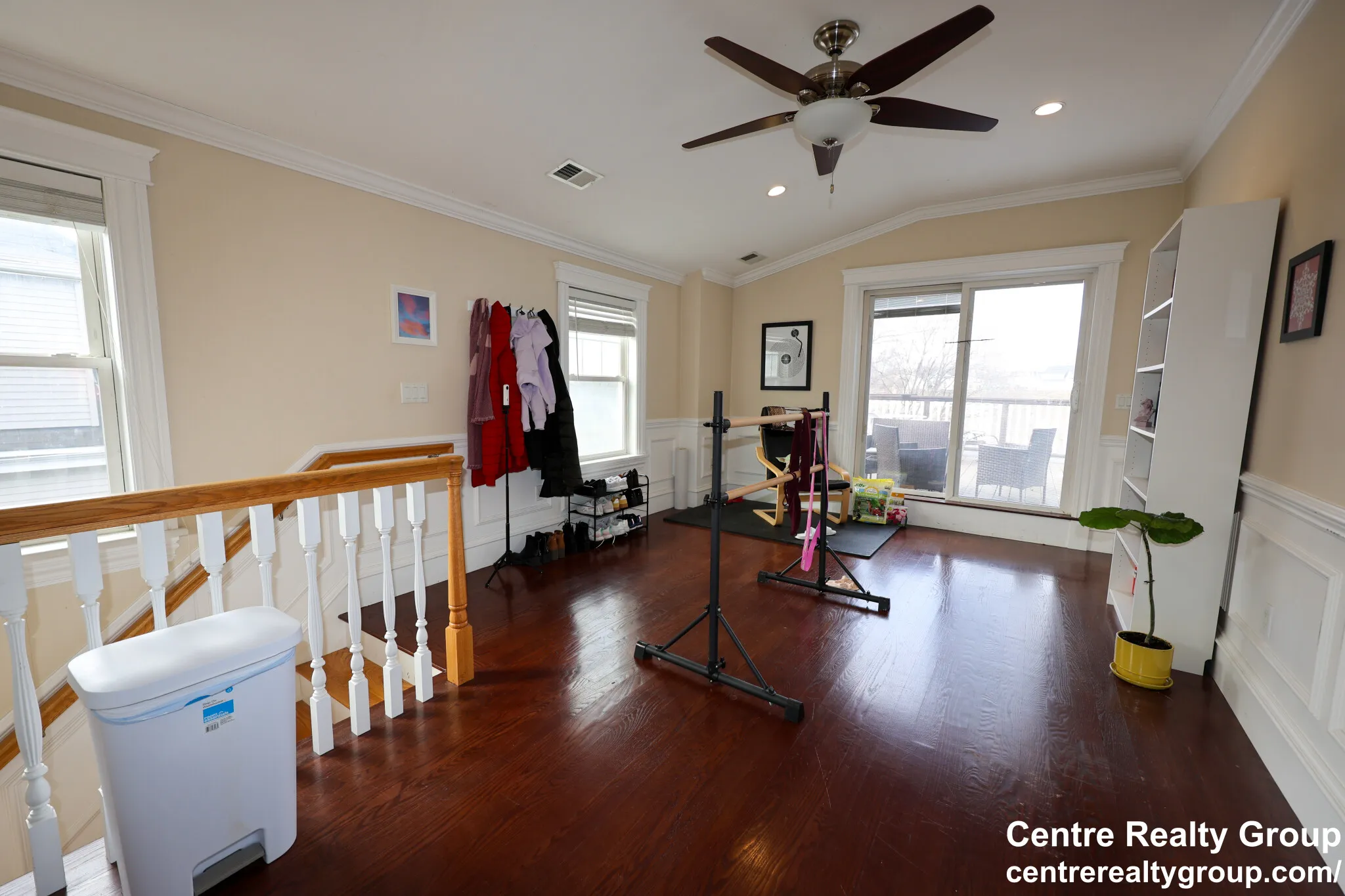 127 Nonantum St, Oak Square