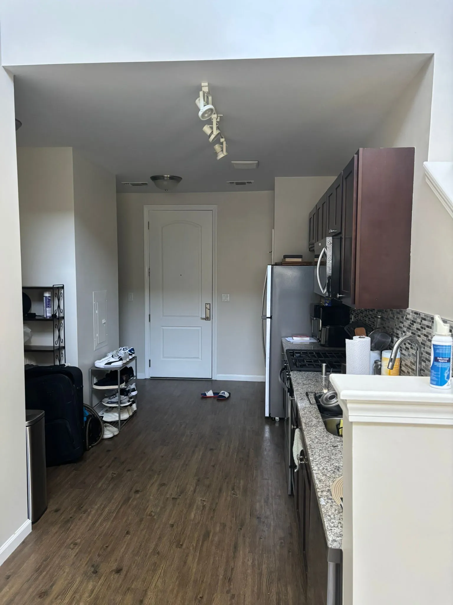 375 Acorn Park Dr, Belmont