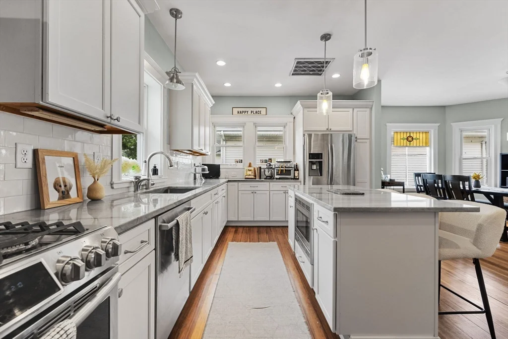 102 Harvard St, Tufts University