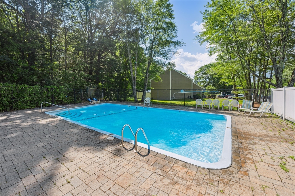 330 Sterling St, West Boylston