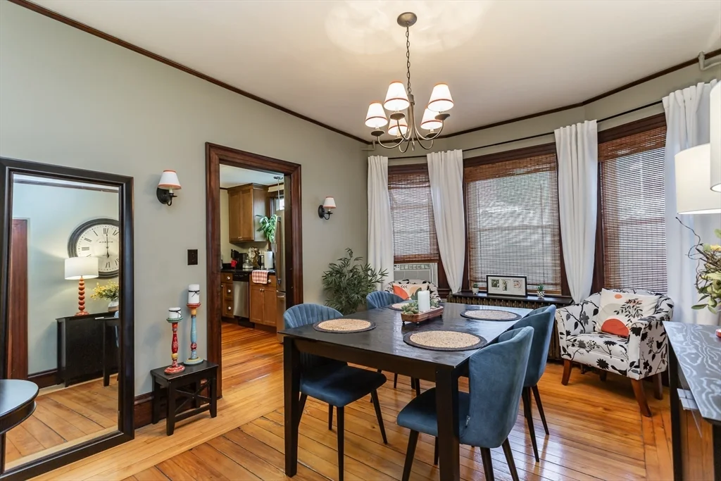 256 Maple St, Fall River