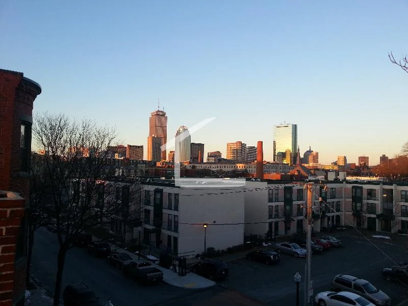 78 Hammond St, Roxbury