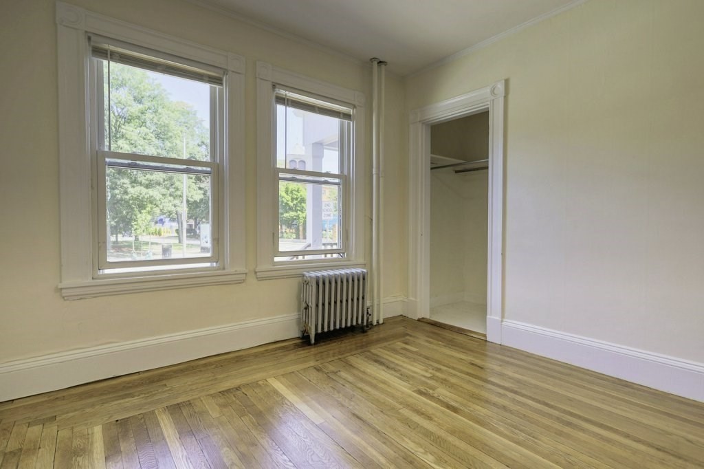 1590 Cambridge St, Mid-Cambridge