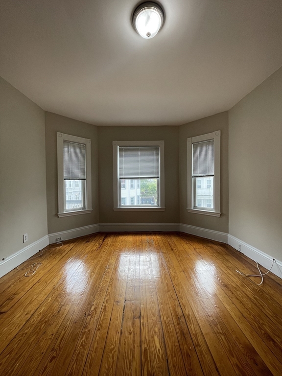 100 Lonsdale, Dorchester