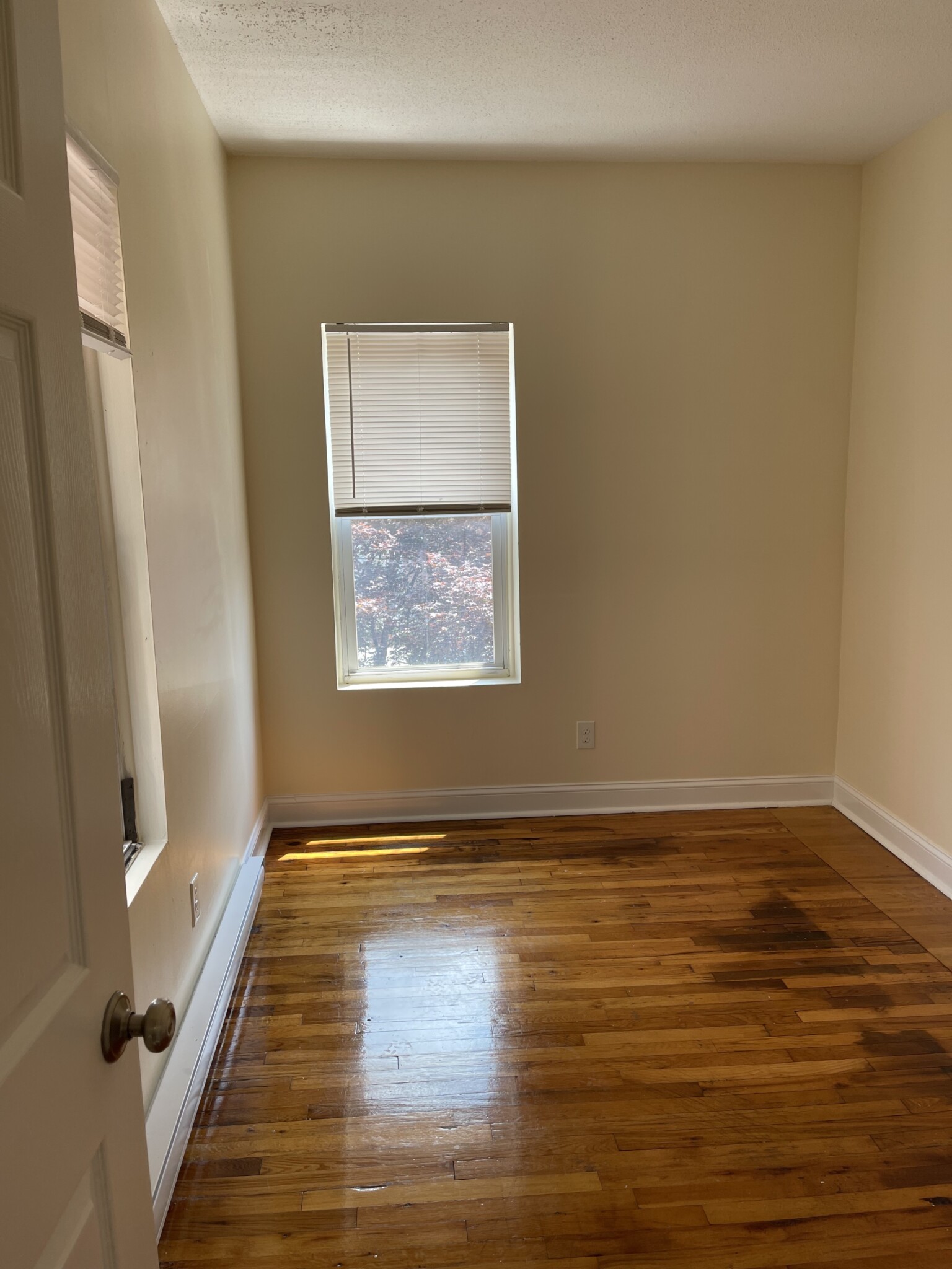 892 Huntington Ave, Mission Hill