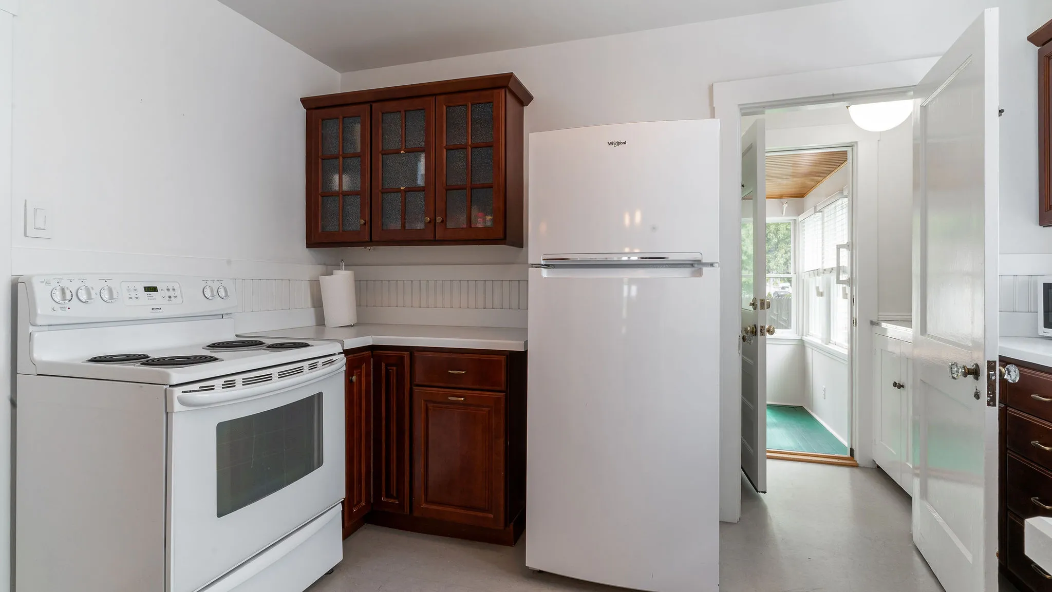 19 Holden Rd, Belmont