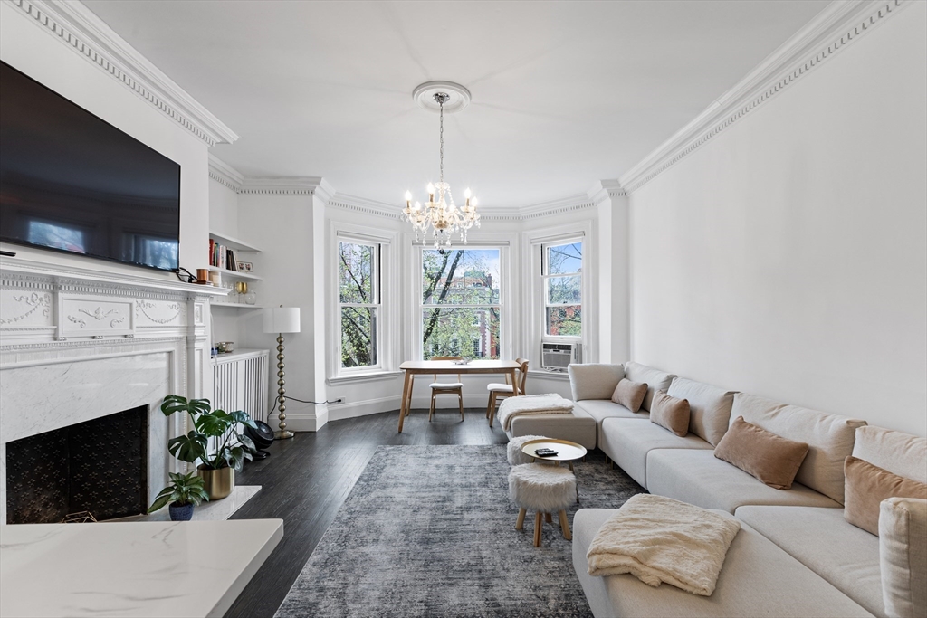 373 Commonwealth Ave, Back Bay