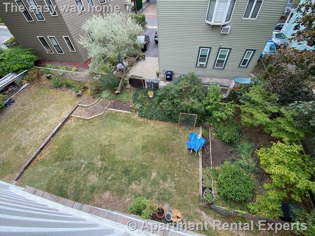 124 Garden St, Huron Village