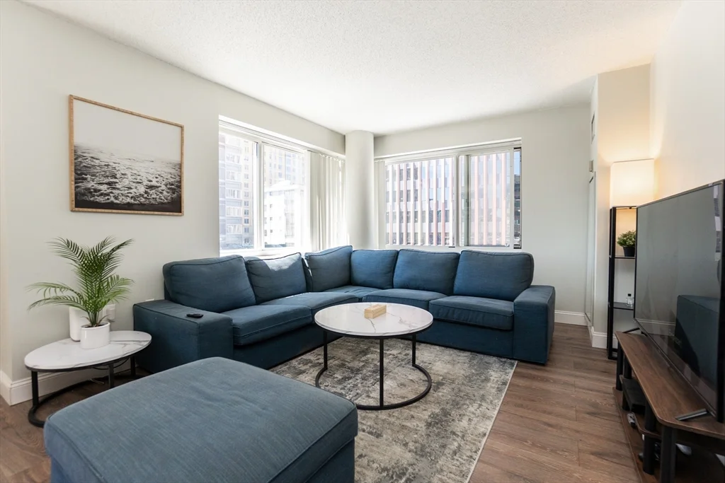 8-10 Museum Way, East Cambridge