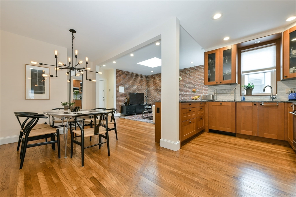 1038 Beacon St, Brookline