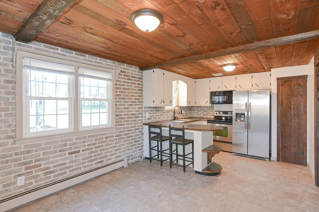 110 Oswego, Bellingham