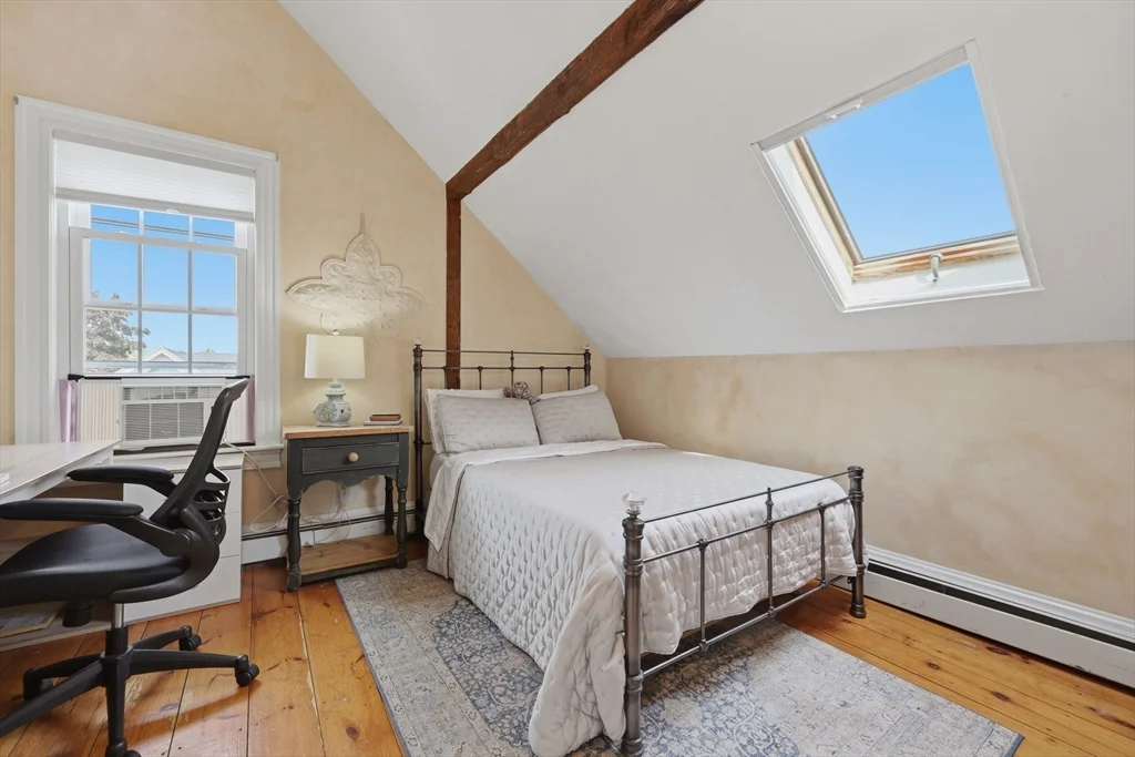37 Marlboro St, Newburyport