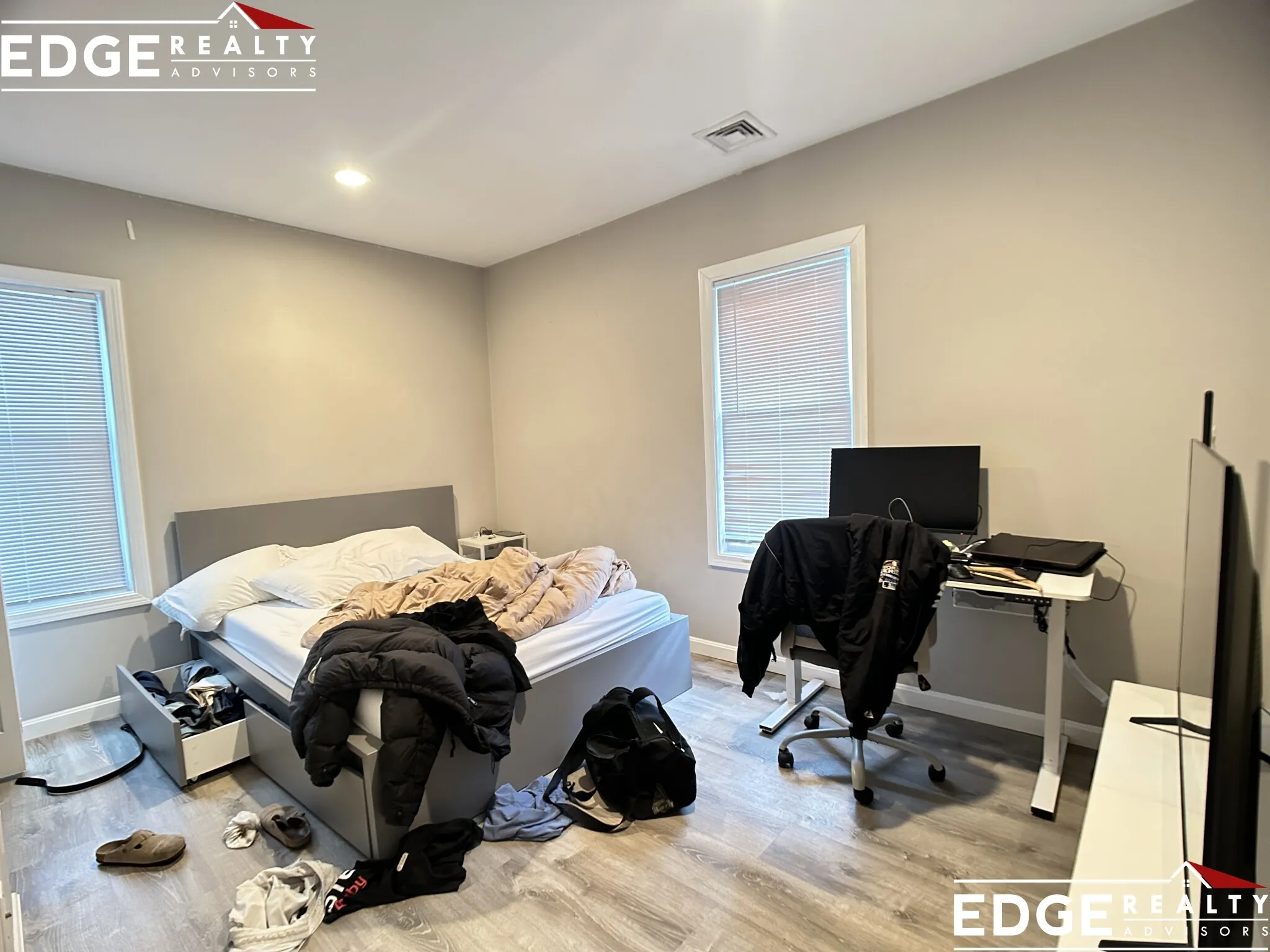 39 Long Ave, Brighton