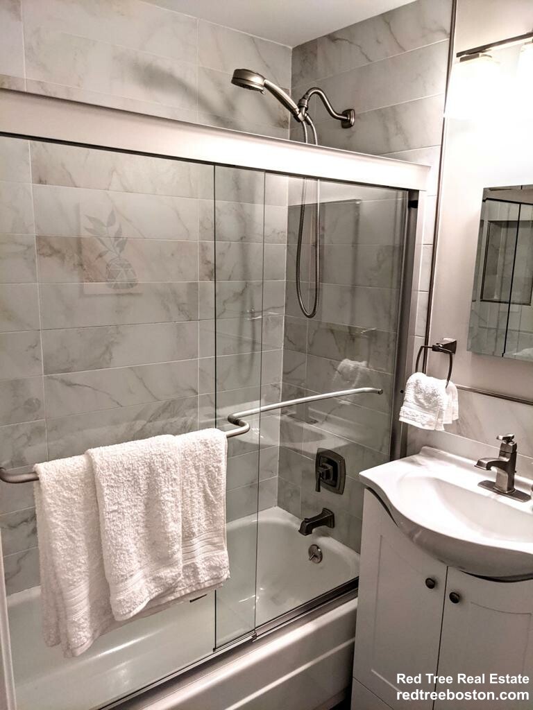 27 Bowdoin St, Beacon Hill