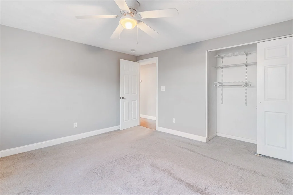 10 Woodcrest, Weymouth