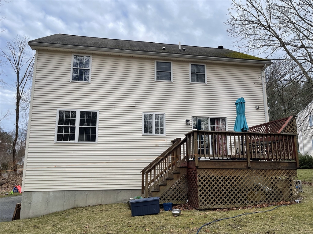 7 Van Norden Rd, Burlington