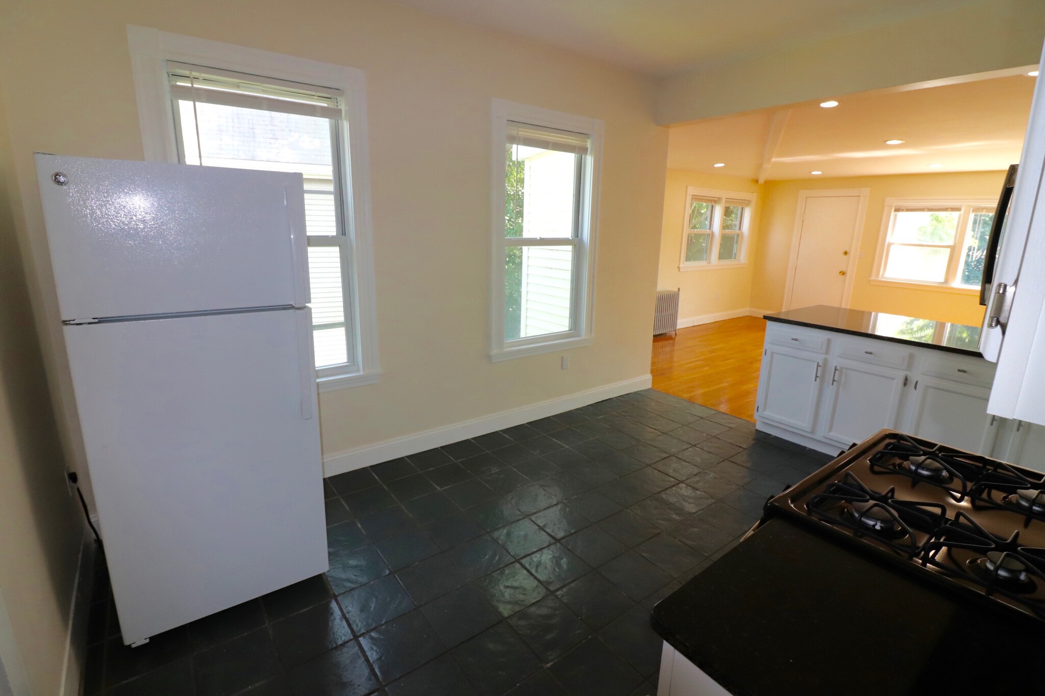 2572 Massachusetts Ave, North Cambridge