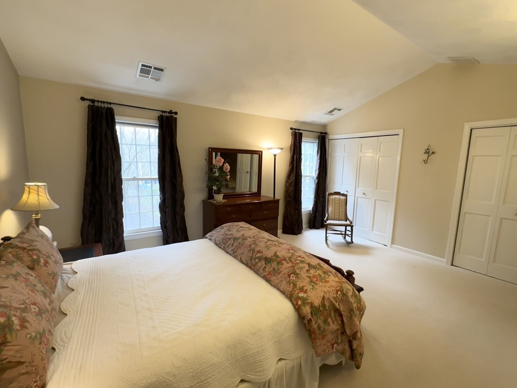 55 West St, Medfield