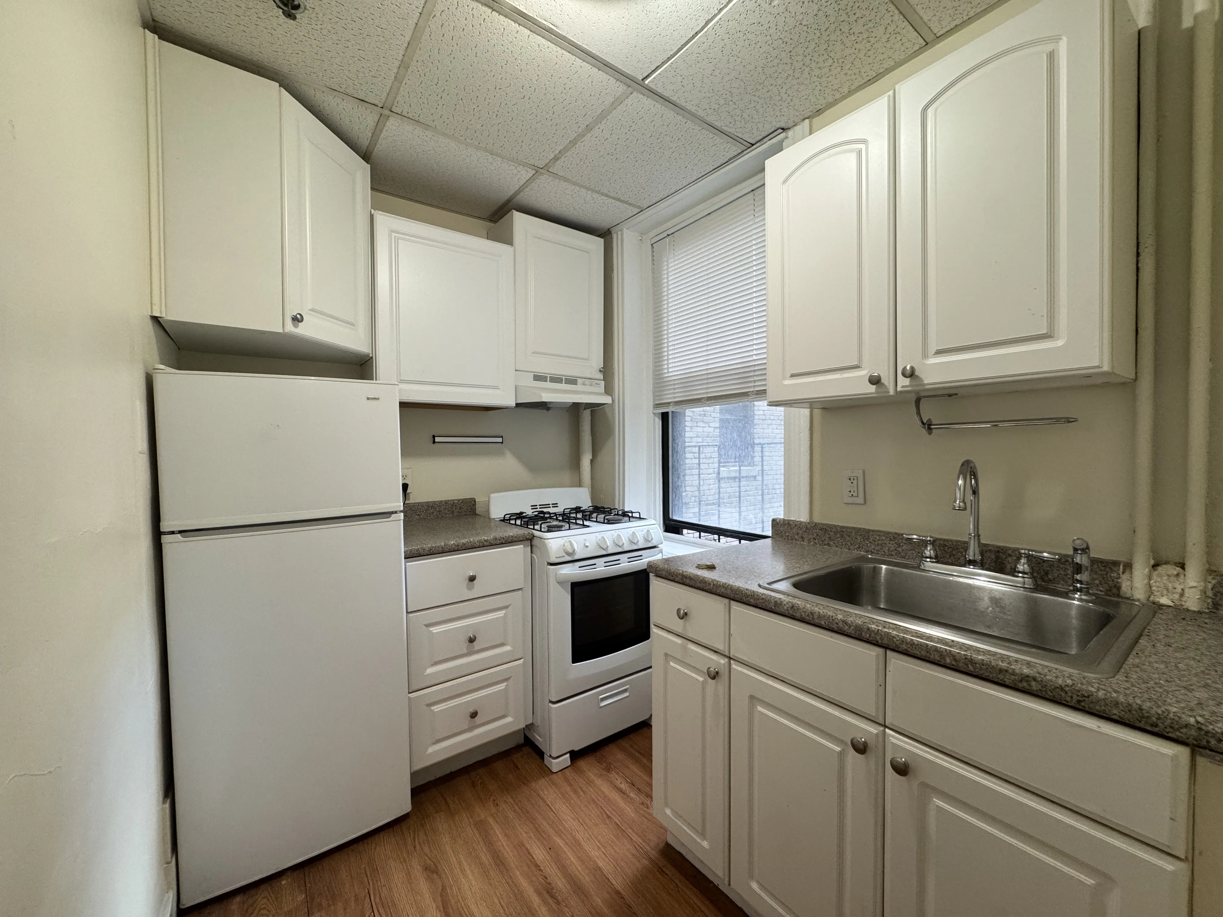 364 Riverway, Mission Hill