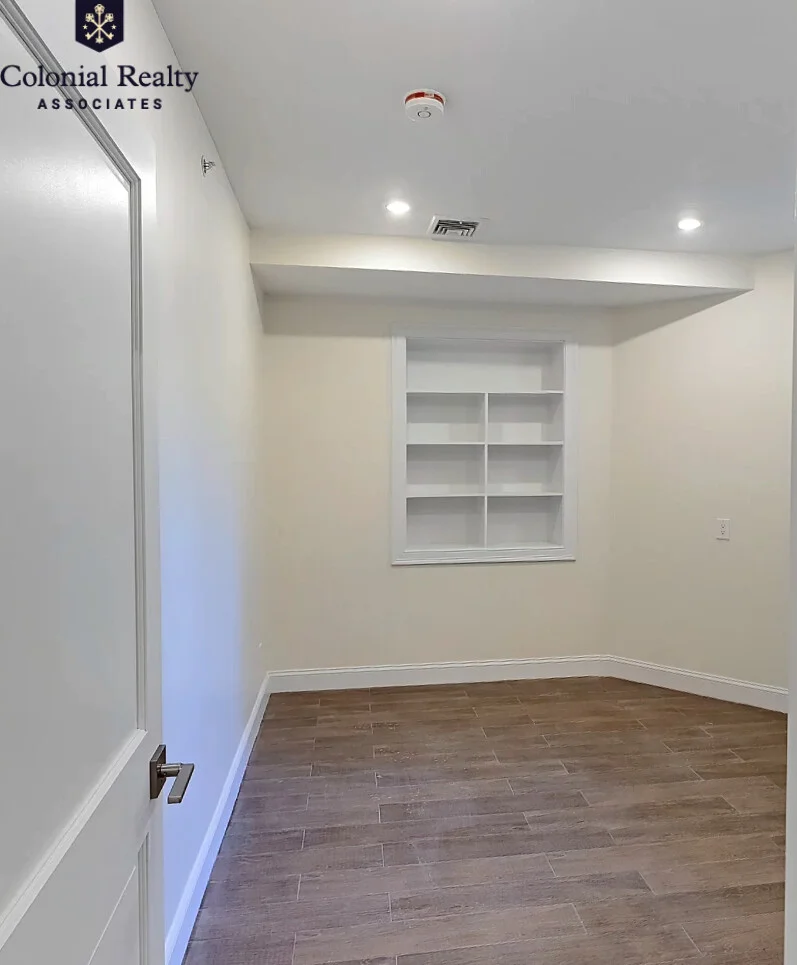 1620 Beacon St, Corey Hill