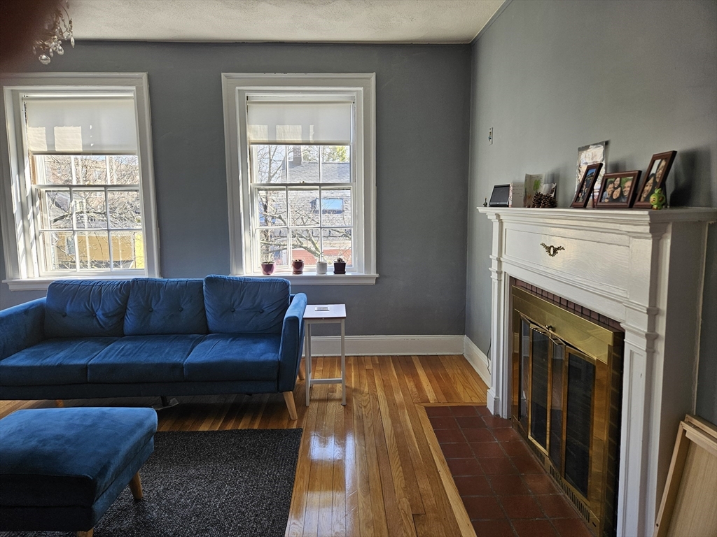 41 Bowdoin St, Neighborhood Nine