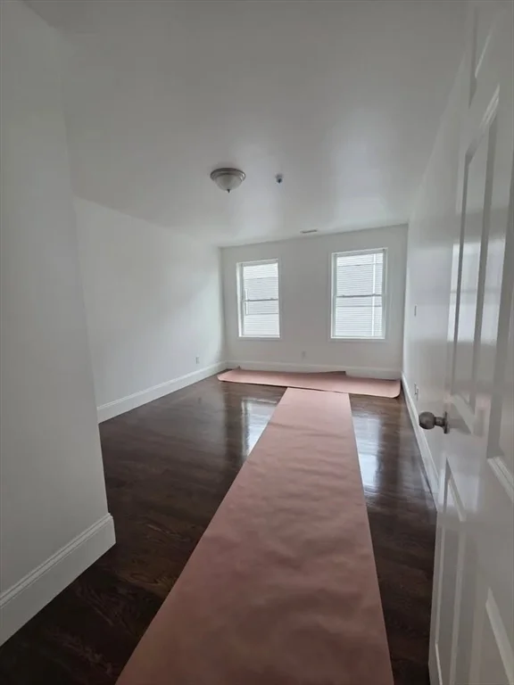 375 Crescent Ave, Chelsea