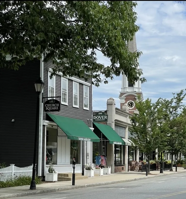 600 Washington St, Wellesley