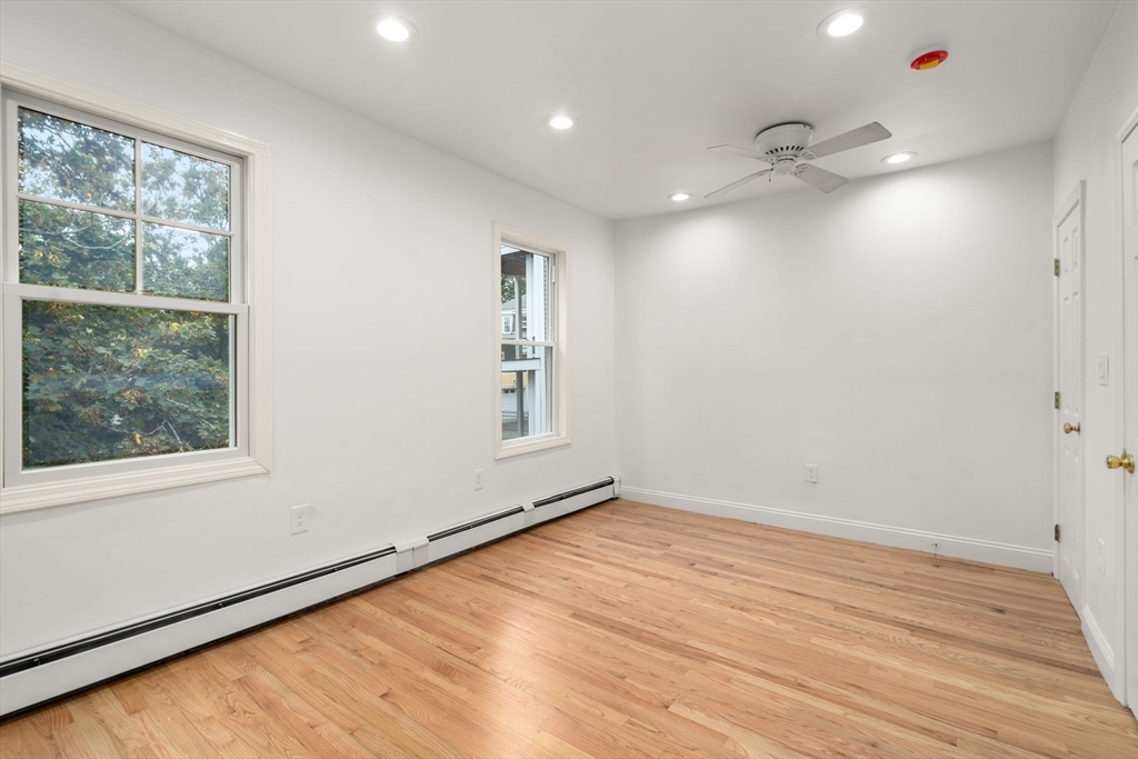 431 East 6th St, South Boston