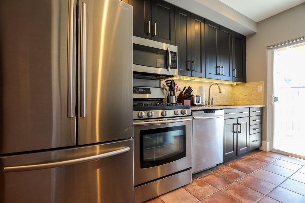 1718 Commonwealth Ave, Brighton