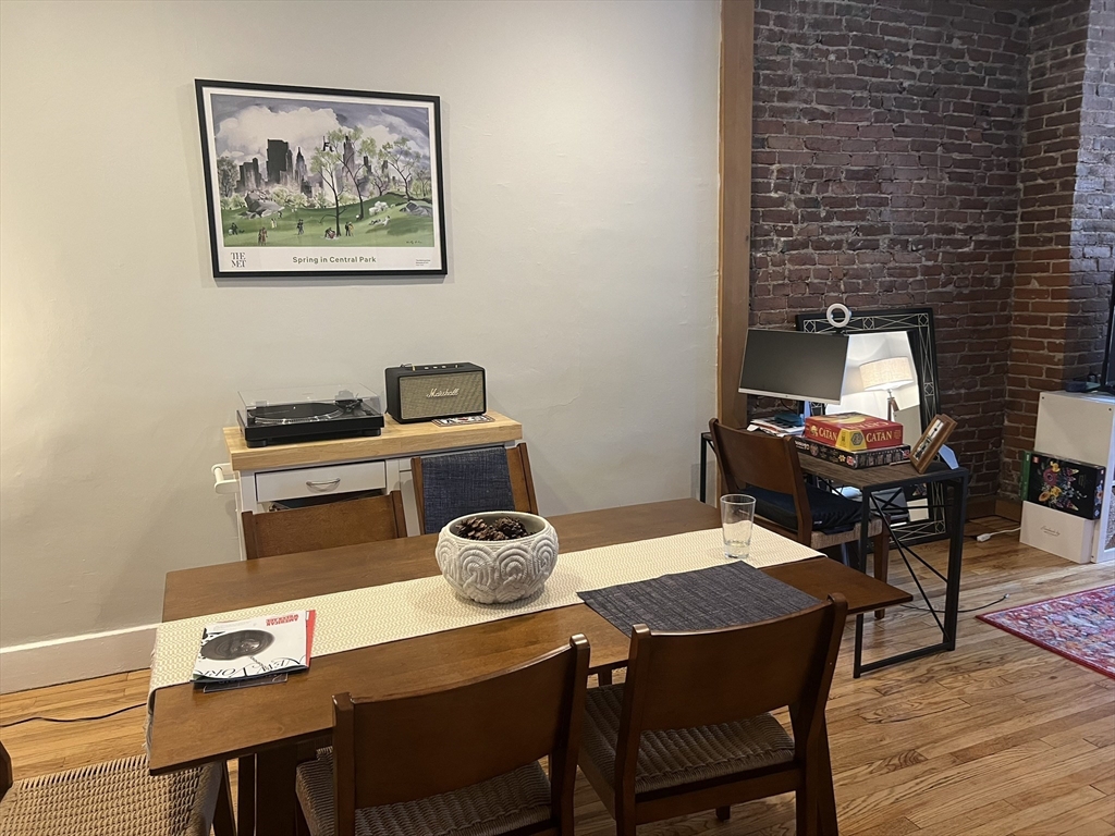 76 Fairmont, Cambridgeport