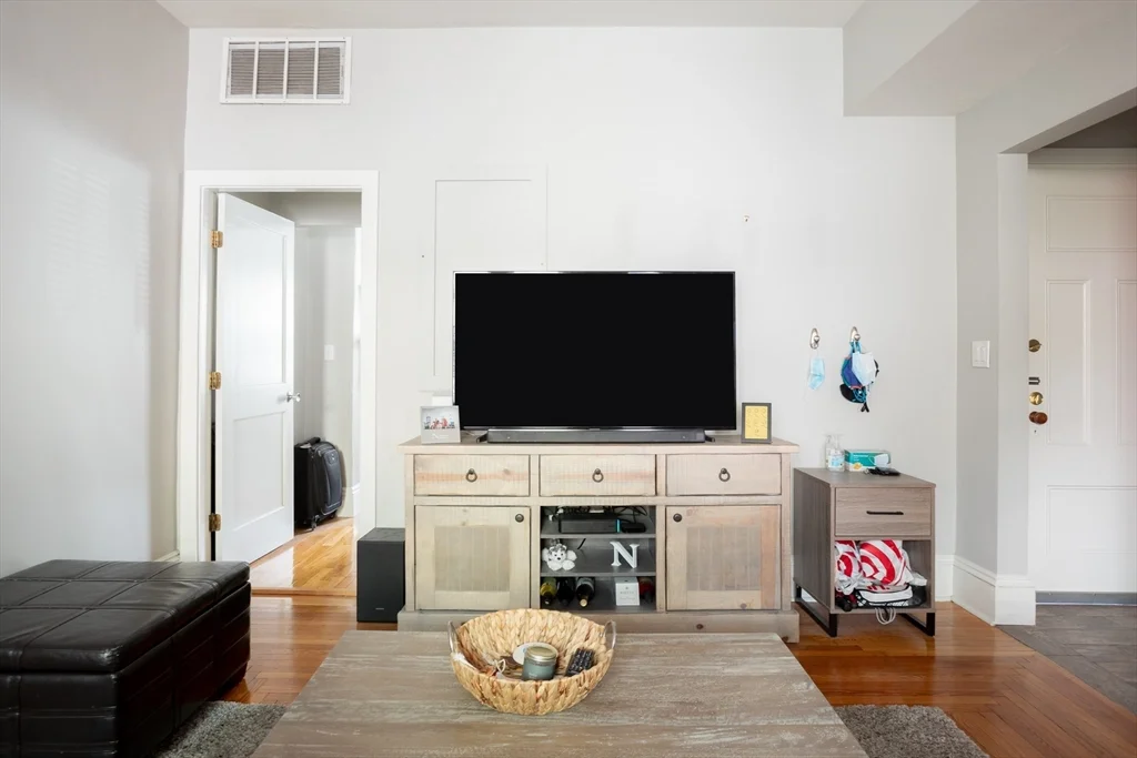 81 St Botolph St, Back Bay
