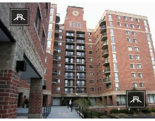 15 North Beacon St, Allston