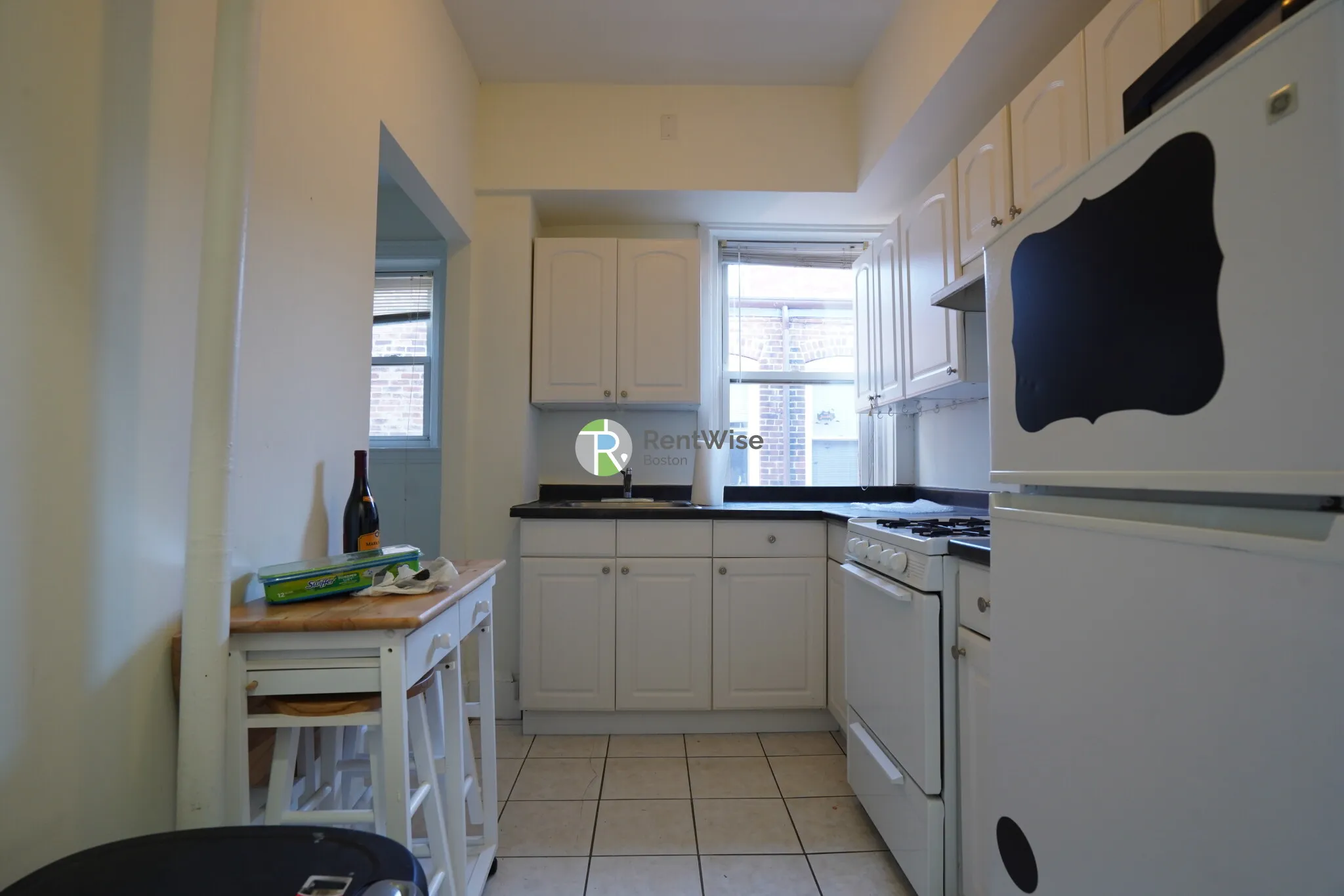 65 Brighton Ave, Allston