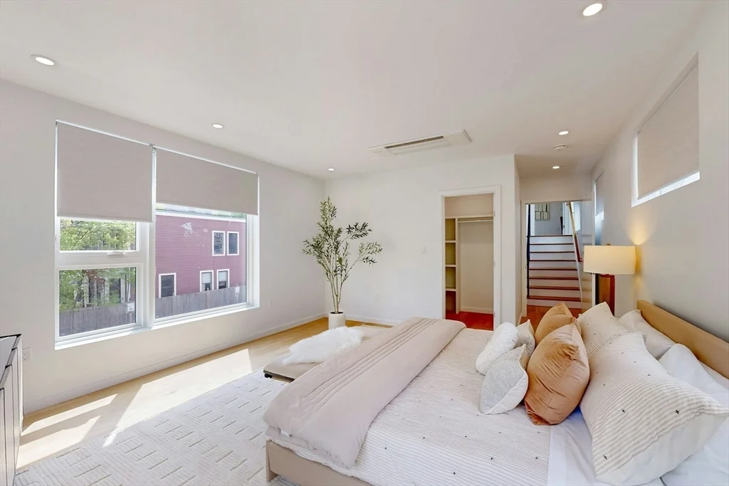 213 Third St, East Cambridge