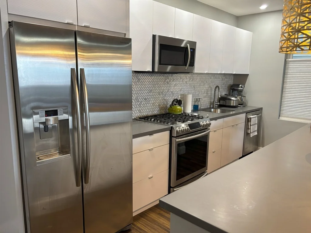 408 East 8th St, South Boston