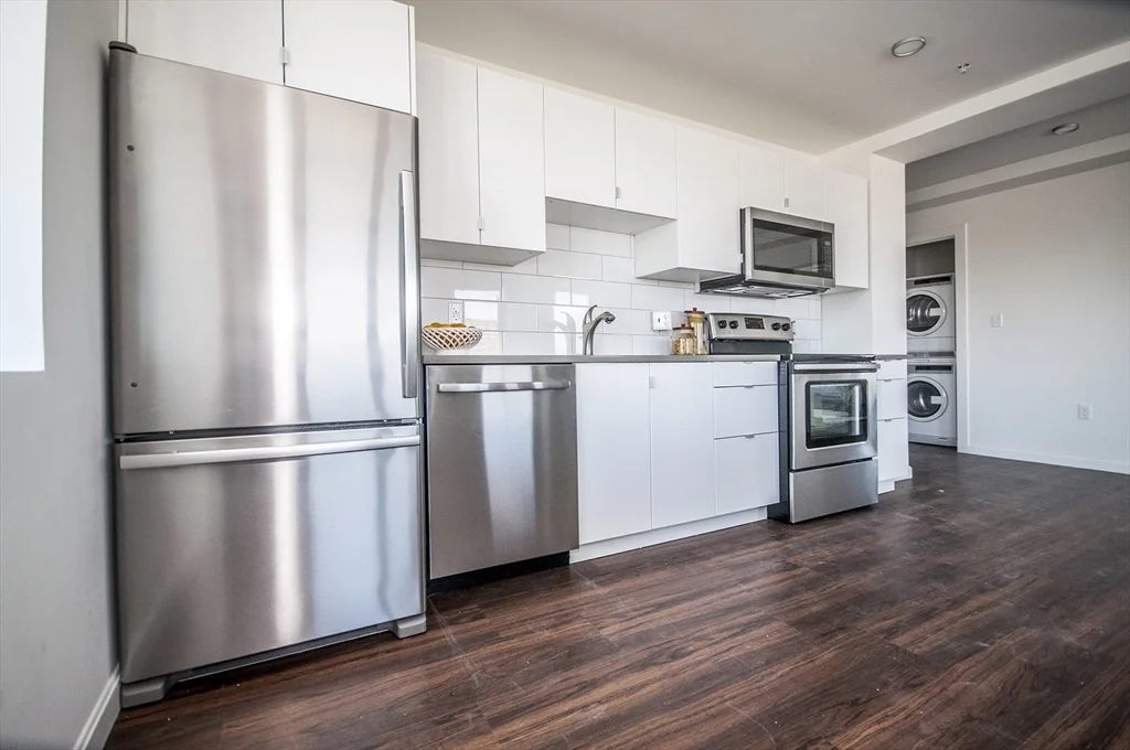 70 Parker Hill Ave, Mission Hill