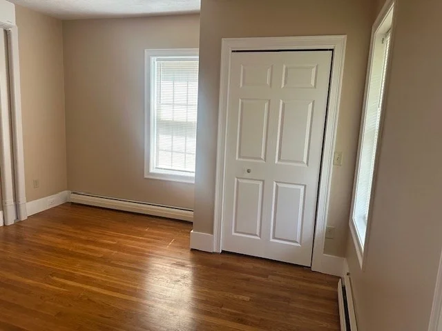 38 Reservoir, Holden