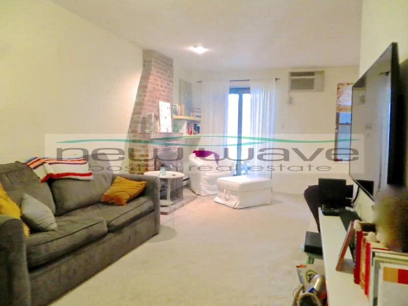 54 Saint Germain St, Back Bay