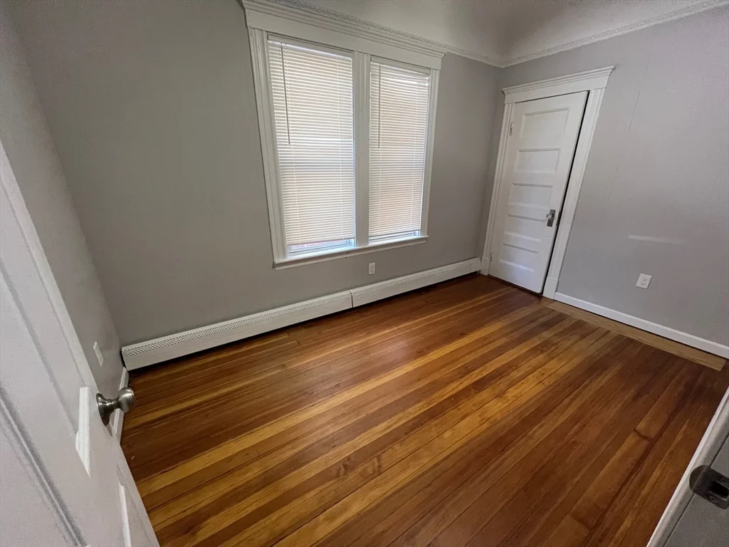 288 Meridian St, East Boston