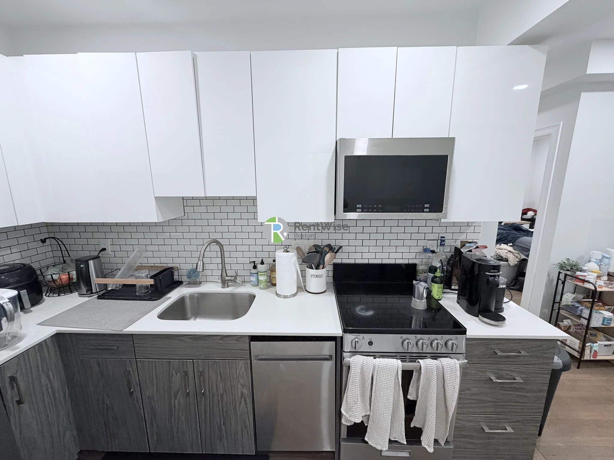 11 Peterborough St, Fenway